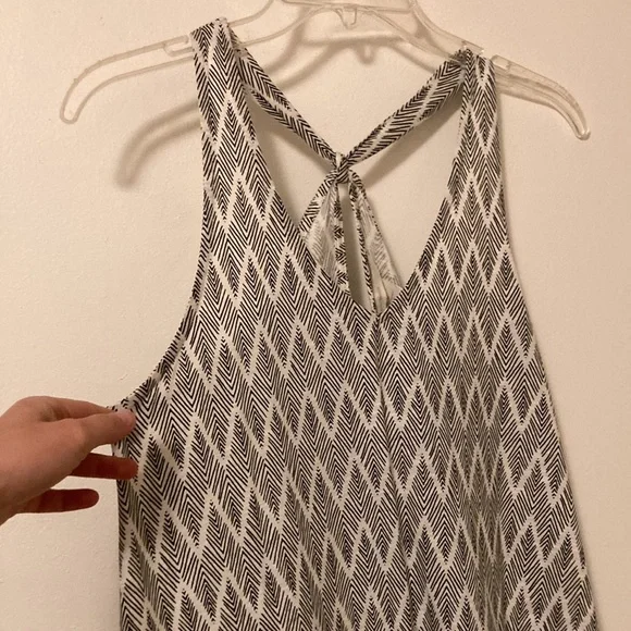 H&M dress size XS - Picture 2 of 6